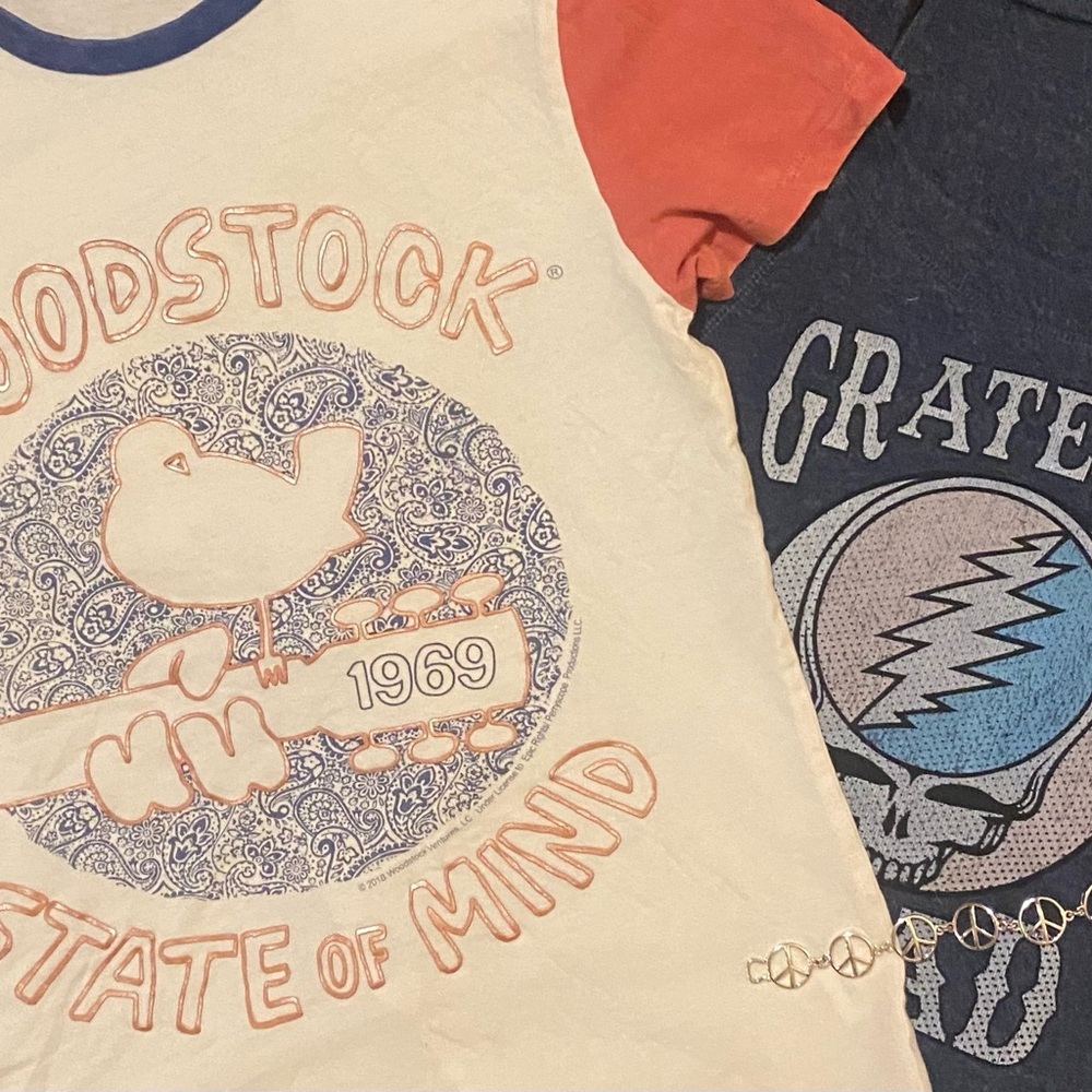 WOODSTOCK Tee 100% Cotton  + GRATEFUL DEAD crew neck + ☮️ bracelet!